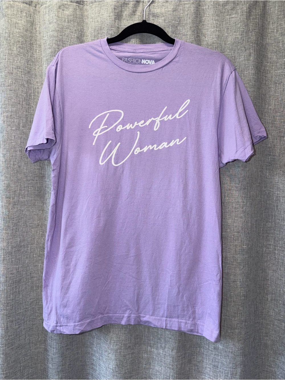 Fashion Nova 'Powerful Woman' Lavender Graphic Tee Medium